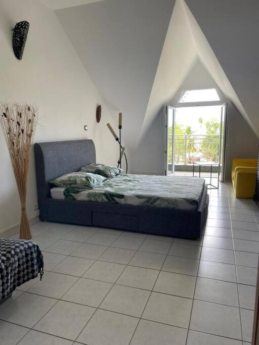 Duplex 1 Mn Plage De Trou D Eau Location A La Semaine Minimum La Saline Les Bains Exterior photo