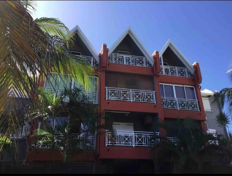 Duplex 1 Mn Plage De Trou D Eau Location A La Semaine Minimum La Saline Les Bains Exterior photo